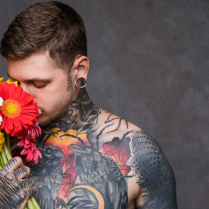 Young Moon Tattoo (Київ) - Тату-салон на вул. Бастіонна, 1/36, фото-1
